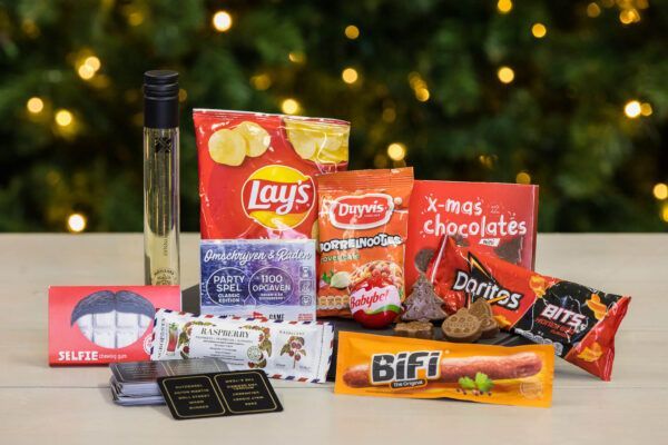 kerstborrel-box-borrelboxen-borrelpakketten-online-event-webinar-kerstborrelbox-brievenbusdoosje