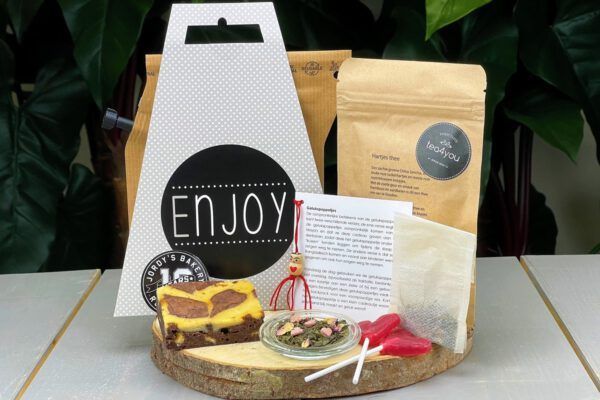 geluksmomentje-koffie-thee-box-pakket-met-cheesecake2-online-event-webinar-brievenbuspakket-brievenbus-2