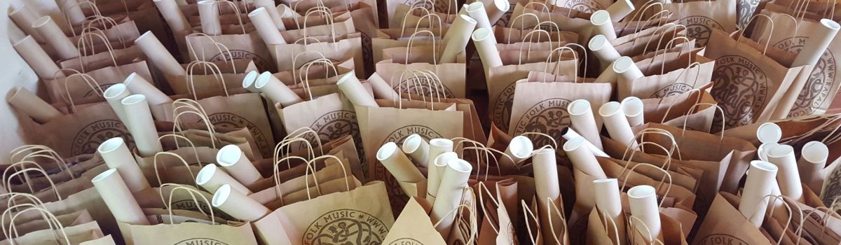 De leukste boxen en geschenkpakketten, goodiebags, give aways en jubileumgeschenken, relatie geschenk, borrelbox, online event boxen geschenkpakketten